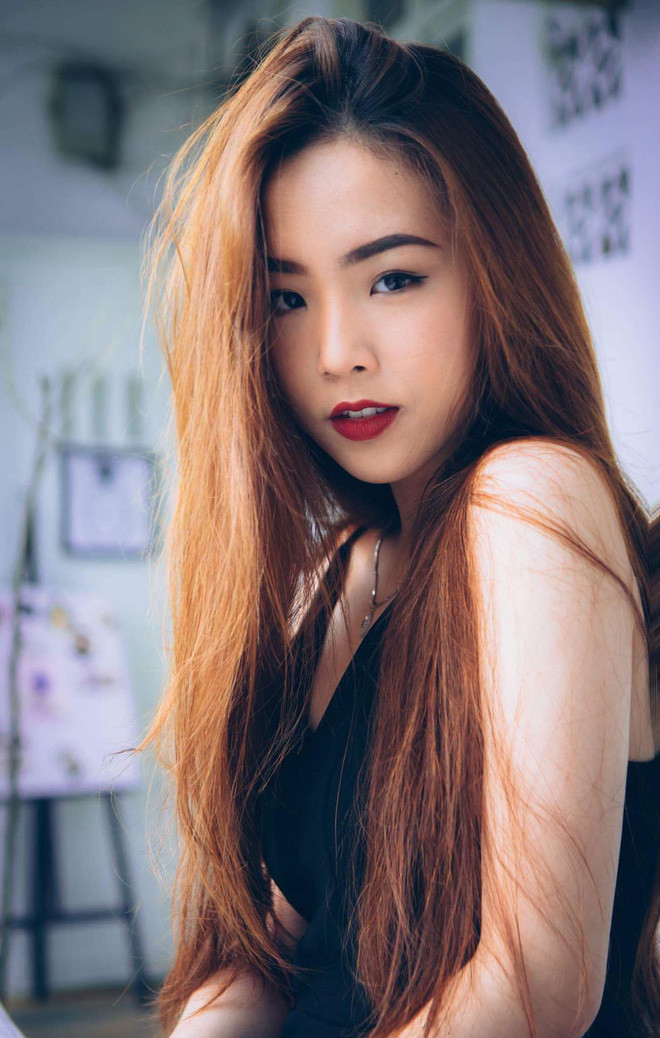 Khi đó có những lúc đi mua quần áo với mẹ, Sarah mặc những bộ đầm mình thích nhưng khi mặc vào thì bị kẹt, thậm chí lúc cởi ra cũng vô cùng khổ sở. Vậy nên cô nàng đã quyết tâm giảm cân để có thể thỏa sức mặc đẹp của mình.