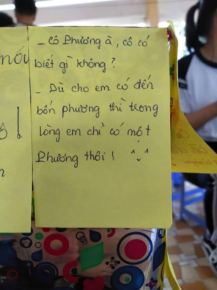 Đọc những mẩu giấy đẫm mùi thính, dân mạng chỉ phì cười vì sự đáng yêu của các bạn học sinh.