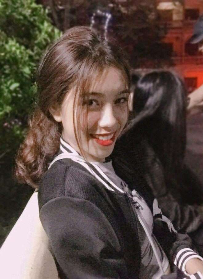 "Tết này là lần đầu tiên mình tham gia đấu vật trong hội làng, những năm về trước mình còn bé nên chưa đủ tuổi ghi danh. Với cả, đây cũng là năm đầu tiên cho phép nữ thi. Mình tin từ năm sau trở đi, cuộc thi này sẽ thu hút nhiều cô gái" Phương Thảo cho biết thêm.