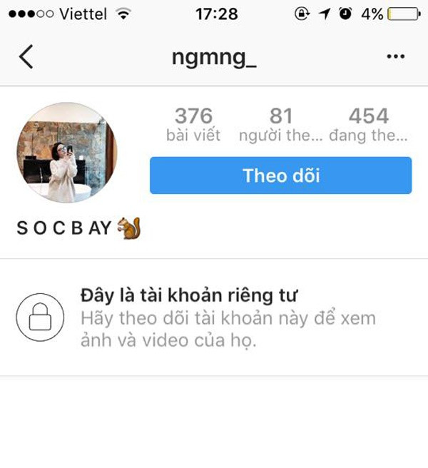 Nhiều fan của Xuân Trường đã tiếp tục 'bốc phốt' cô nàng rằng trên Instagram không thể để trùng tên như Facebook được, nên thông thể có chuyện giả mạo. Hơn nữa nếu có giả mạo thì sao có thể chụp được những món quà mà fan đã tặng cho Xuân Trường?