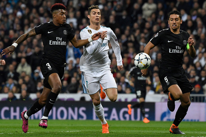 Chuyển nhượng cầu thủ từ AS, Chủ tịch Perez đã duyệt kế hoạch mua Marquinhos, trung vệ do chính Ronaldo đề xuất hồi tháng trước. Ảnh: AS