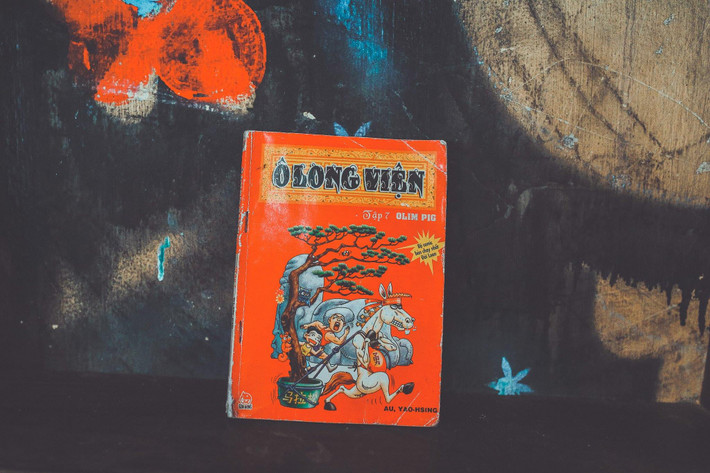 Đặc biệt những cuốn truyện tranh là thứ mà được các bạn trẻ thời đó "nâng trứng, hứng hoa" rất cẩn thận. Thậm chí, nhiều người còn coi đó là cả 1 gia tài cần phải được cất giữ kín đáo và không cho bất cứ ai động vào.