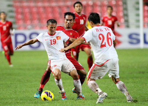 Trước đó, tại Tiger Cup 1996 và 2002, Việt Nam đều chiến thắng Myanmar có cách biệt khá lớn, lần lượt với tỷ số 4-1 và 4-2.