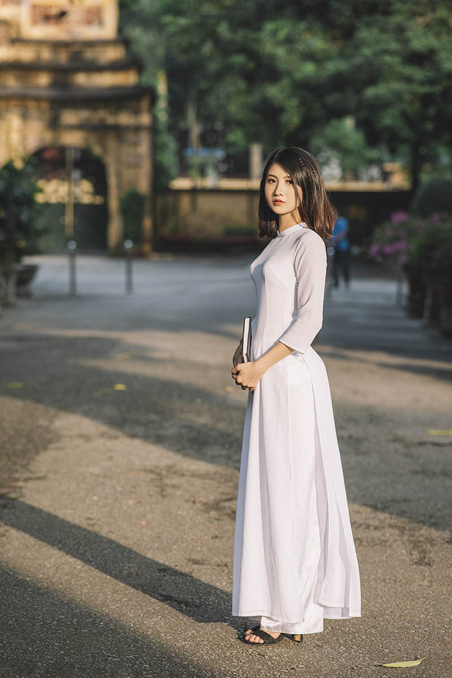 Mặc dù sở hữu vẻ ngoài như vậy nhưng ngoài đời, Thùy Linh lại là cô gái có sự độc lập, tự tin trong cuộc sống.