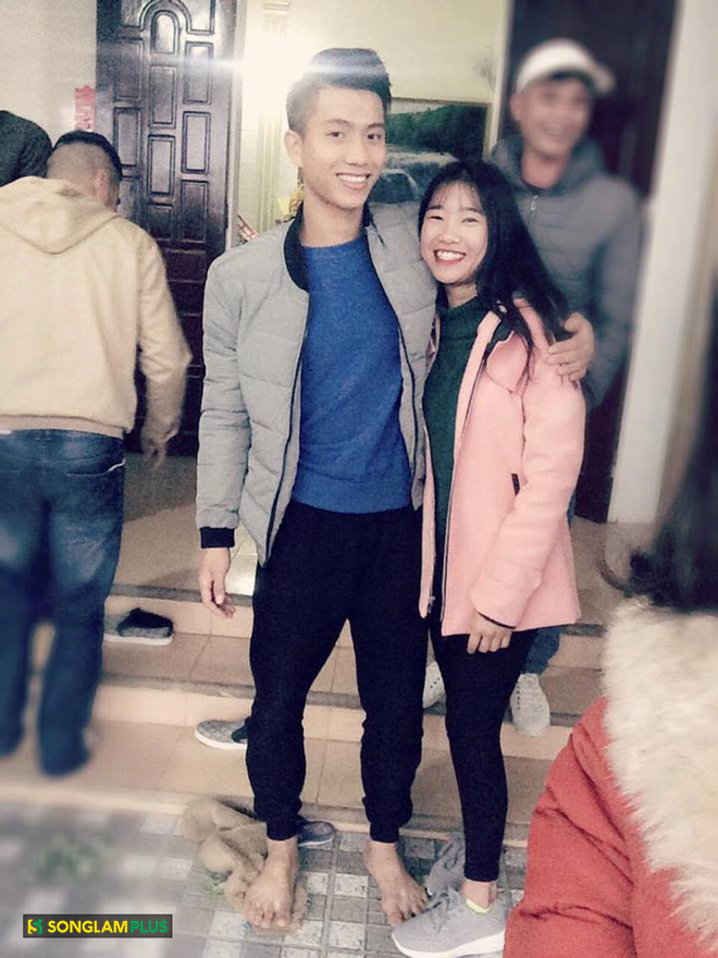 Phan Văn Đức là một trong những người hùng của U23 Việt Nam tại trận tứ kết gặp U23 Iraq. Anh chính là người ghi bàn ở hiệp phụ thứ 2, giúp U23 Việt Nam gỡ hòa 2-2, để rồi sau đó các học trò của HLV Park Hang Seo thắng ở loạt đá luân lưu.