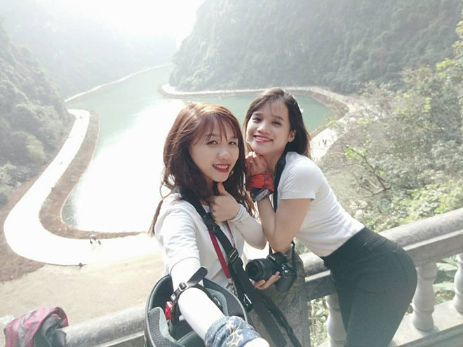 Ngay sau đó, một tài khoản có tên Nguyễn Dịu - được cho là con gái của chủ vườn nho - đã viết một bài rất dài, kể rõ sự tình không hẳn như nữ phượt thủ trên kể. Ngoài ra, Nguyễn Dịu cũng chia sẻ chăm sóc nho rất vất vả, cộng thêm nho xanh một năm chỉ có 2 vụ ít hơn nho đỏ 1 vụ nên cả nhà đều dồn tâm sức vào chúng. Đặc biệt, dù có thế nào thì vườn nhà này cũng không áp dụng nội quy tại vườn cho du khách để tất cả mọi người có tâm thế thoải mái.