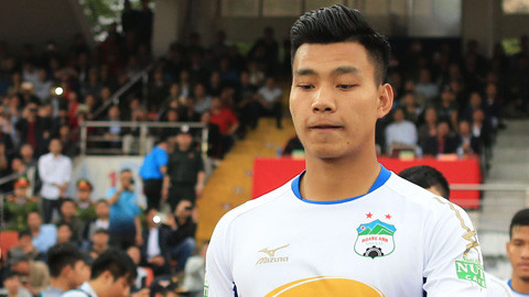 VFF cho biết, trong sổ sách của HLV Park Hang Seo đã có khoảng 40 cầu thủ được điền tên, sau khi V-League 2018 chính thức khép lại, nhà cầm quân người Hàn Quốc rút ngọn danh sách xuống còn 29 tuyển thủ hội quân chuẩn bị cho AFF Cup 2018.