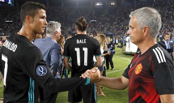 MU có cơ hội lớn đón người con cũ CR7 trở lại "mái nhà xưa" Old Trafford ở kỳ chuyển nhượng vừa qua. Tuy nhiên, Mourinho đánh giá bản hợp đồng sẽ không mang lại nhiều lợi ích về kinh tế.