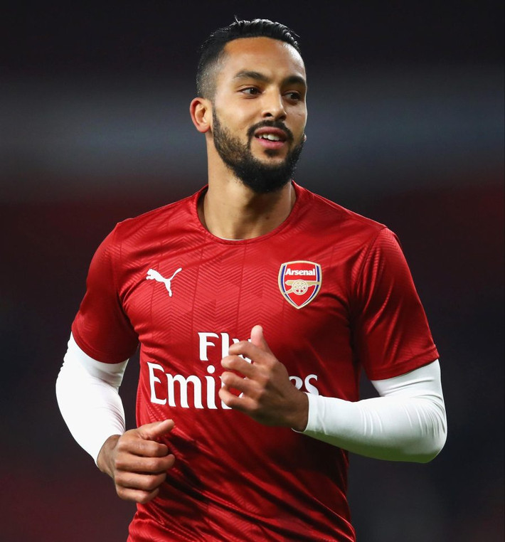 HLV Sam Allardyce muốn có sự phục vụ của Theo Walcott, sau khi Everton chi 28 triệu bảng đưa về Goodison Park chân sút người Thổ Nhĩ Kỳ - Cenk Tosun. Ảnh: Goal
