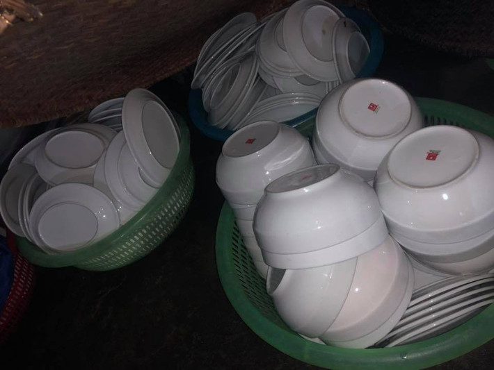 Dạo gần đây, việc con trai ra mắt nhà bạn gái trong lần đầu tiên phải trực tiếp đối mặt với "bãi chiến trường" trong vòng nhiều giờ xuất hiện ngày càng nhiều. Mặc dù, mặt mũi không được vui cho lắm nhưng họ vẫn ngồi xuống đối mặt với thử thách đơn cử như trường hợp của chàng trai Ninh Bình tên Hoàng Nhật Anh.