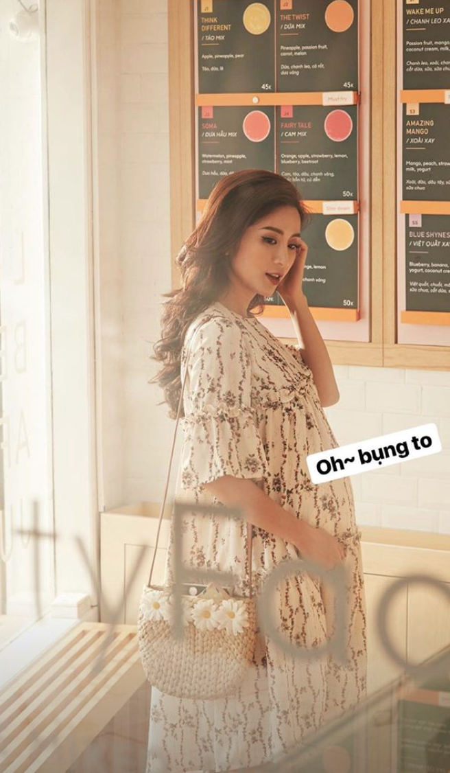 Ngọc Anh Audition là cái tên khá nổi bật trong giới hot girl đời đầu nay đã chạm ngưỡng 30. Mới đây, cô nàng hot girl này khiến mọi người tò mò khi đăng bức ảnh bụng bầu căng tròn lên Facebook .