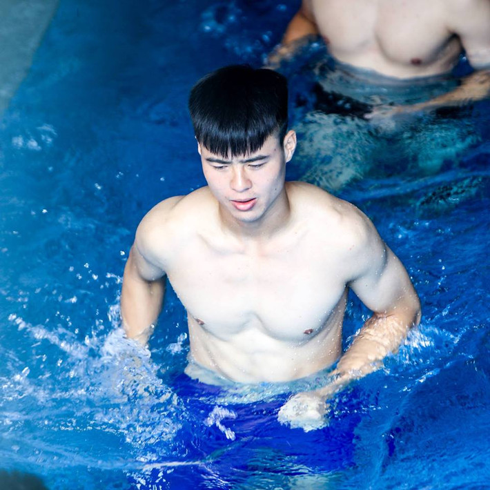 Có thể nói với đội hình nòng cốt là các cầu thủ U23 Việt Nam từng tạo nên chiến tích về thứ hai ở VCK U23 châu Á cùng với đó là những lão tướng kì cựu như Văn Quyết, Anh Đức, ĐT Olympic Việt Nam đang có một chất lượng tốt và xứng đáng khiến các đối thủ phải dè chừng.