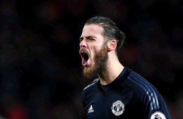 Dù phía M.U vô cùng tự tin nhưng theo tiết lộ từ Goal, thủ thành David De Gea vẫn chưa có động thái muốn gia hạn hợp đồng.