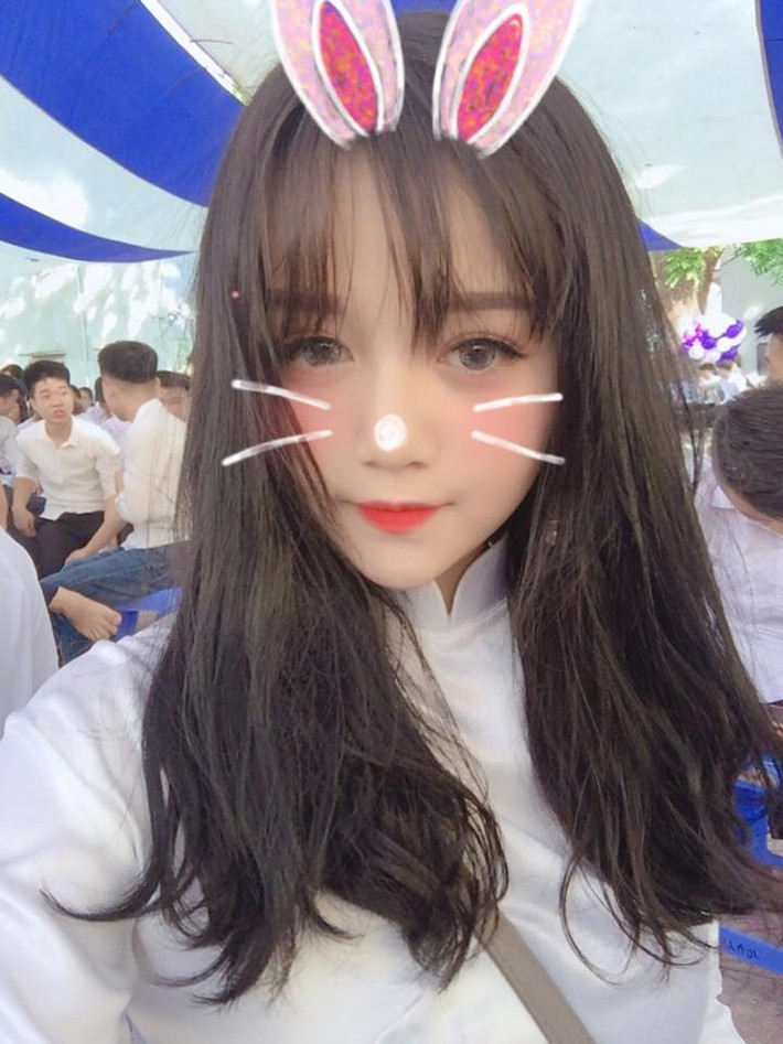 Rất thích ca hát nên ước mơ của nữ sinh 10x này trong tương lai là trở thành một ca sĩ nhiều người biết đến.