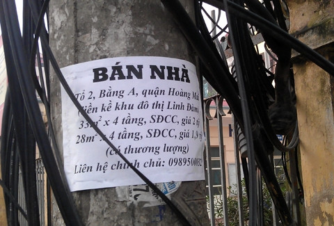 Miễn là dán, treo quảng cáo ở chỗ có thể "đập vào mắt" người đọc.