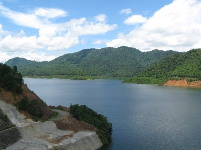 Louis Berger còn tham gia vào Dự án Lưu vực Sông Hồng II, được hỗ trợ bởi Ngân hàng Phát triển châu Á (ADB).
