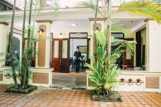 Biệt thự của Long Nhật được xây dựng trong khoảng 1 năm với diện tích hơn 500 m2 trên nằm trên đường Nguyễn Chí Thanh của TP.Huế, trị giá 21 tỷ đồng. Ảnh: Vietnamnet
