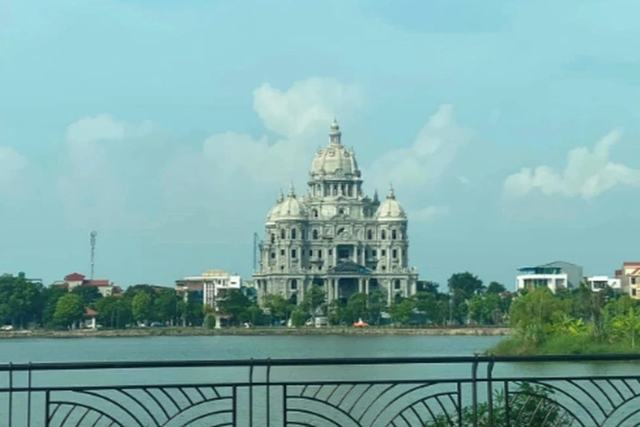 Theo nguồn tin trên Dân trí, tại Kết luận thanh tra số 1061/KL-TTCP về việc chấp hành chính sách, pháp luật trong công tác quản lý nhà nước về xăng dầu, Công ty TNHH Hải Linh (trụ sở tại thành phố Việt Trì, Phú Thọ) chưa thực hiện đầy đủ việc đăng ký hệ thống phân phối xăng dầu định kỳ và khi có sự thay đổi với Bộ Công Thương theo quy định. Ảnh: Dân trí