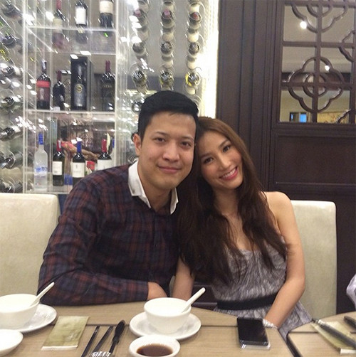 Anh thường xuyên cùng Diễm My đi đến các nhà hàng sang trọng....