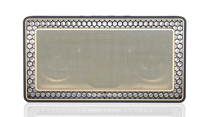 Đặc điểm nổi bật nhất trên loa Bowers & Wilkins T7 là thời lượng pin lên đến 18 tiếng, chưa từng có trên bất kỳ sản phẩm loa ngoài Bluetooth trên thị trường. Hơn nữa, Bowers & Wilkins T7 còn mang đậm tính thời trang và thời gian bảo hành 2 năm.