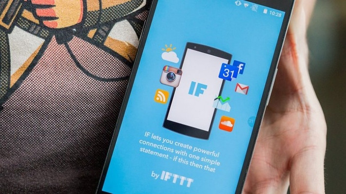 Theo đó, IFTTT cho phép bạn lên lịch trình gửi tất cả thông điệp mừng năm mới tới mọi người vào đúng lúc giao thừa. Ảnh: Uswitch.