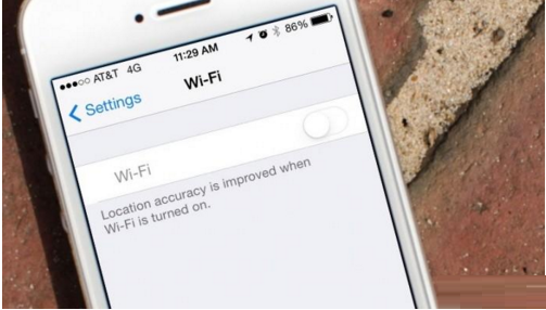 Về khả năng bắt sóng wifi, bạn nên bật wifi trong phạm vi 3-4m để xem máy có bắt sóng nhanh nhạy hay không. Nếu không bắt được, chứng tỏ máy có vấn đề về phần cứng. Ảnh: TrueSmart.
