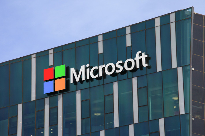 Tháng 6/2008, Toà án Liên bang Mỹ phán quyết Microsoft vi phạm 2 bằng sáng chế của Alcatel-Lucent và phải bồi thường một khoản tiền lên tới hơn 500 triệu USD. Ảnh: Tech.