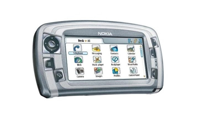 Nokia 7710 được dựa trên Nokia 7700 nhưng chưa bao giờ được phát hành. Ảnh: Telegraph.