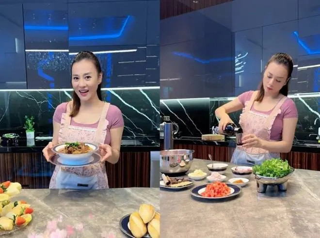 Điểm nhấn trong nhà bếp là khu vực chế biến được thiết kế bể cá phía dưới, bên trên ốp đá.