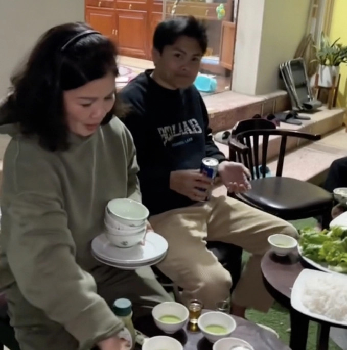 Không gian phía trước nhà Quang Hải. Ảnh: FBNV