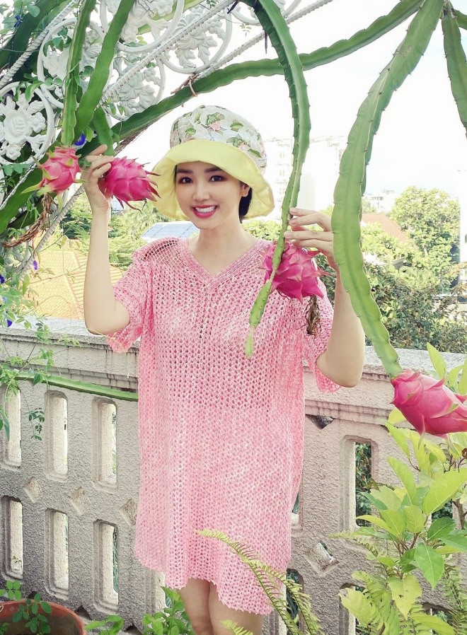 Trái cây cũng bội thu trong vườn nhà Giáng My.