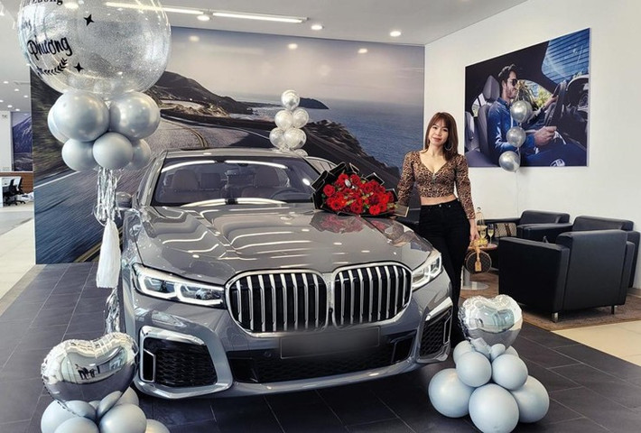 Ngoài bất động sản, diễn viên Mạnh Trường còn sở hữu xế hộp tiền tỷ.