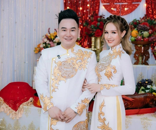 Xoài Non - Xemesis chính thức về chung nhà năm 2020 bằng đám cưới hoành tráng với màn rước dâu bằng siêu xe, váy cưới cô dâu 28 tỷ...