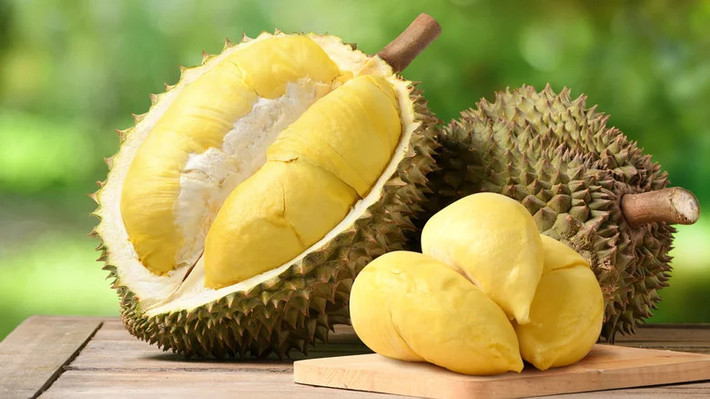 Với trọng lượng trung bình từ 2-4kg, mỗi trái sầu riêng ngon có giá từ vài trăm nghìn đồng đến cả triệu đồng.