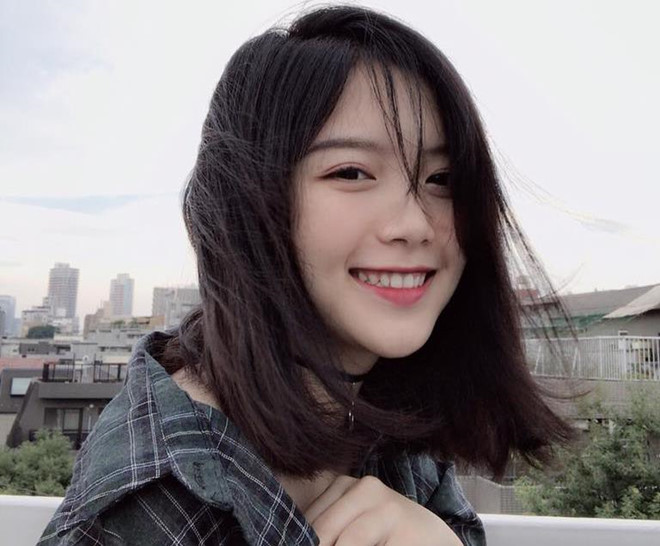 Mai Trang hiện là sinh viên ĐH Kinh doanh và Công nghệ. Ngoài ra, cô còn kinh doanh thời trang và là mẫu ảnh quen thuộc của nhiều cửa hàng thời trang tại Hà Nội.