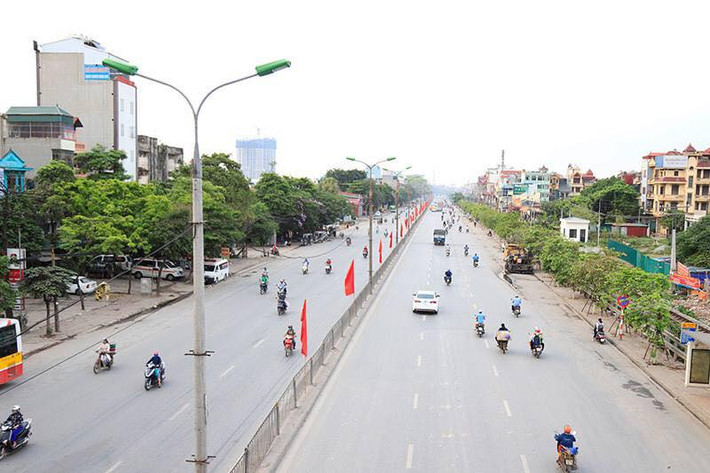 Đoạn đường Giải Phóng hàng ngày phải oằn mình chịu đựng hàng triệu chiếc xe mà nay lại cực thông thoáng.