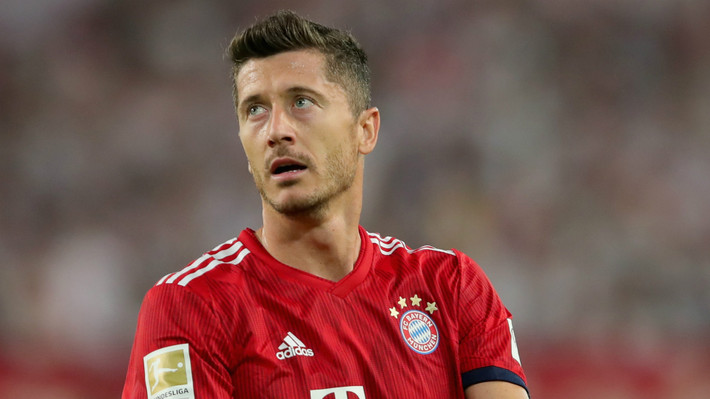 Dù bị FIFA cấm mua sắm trong hai kỳ chuyển nhượng sắp tới nhưng Chelsea vẫn muốn tăng cường lực lượng nếu kháng án thành công vào cuối tháng này và cái tên được nhắm tới là Lewandowski.