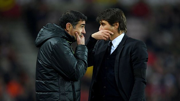 Angelo Alessio đã quyết định chuyển đến Kilmarnock để thay thế HLV Steve Clarke, người đã trở thành HLV trưởng đội tuyển quốc gia Scotland.