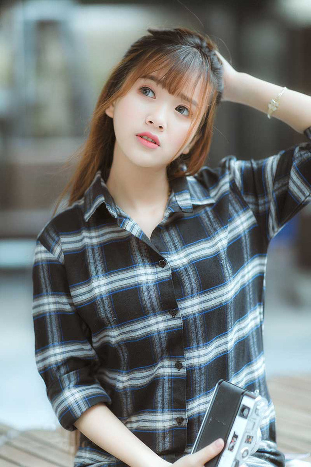 Tuy chỉ cao 1m58 nhưng Ánh rất biết cách che đi những khiếm khuyết, thay vào đó là phát huy tối đa thần thái, biểu cảm.