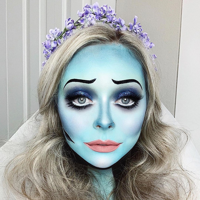 Ngoài hướng dẫn trang điểm hàng ngày,Haley Wight thường đăng clip hóa trang theo phong cách Halloween. Trong dịp Halloween năm ngoái, video hóa trang thành cô gái không đầu của cô đã thu hút hơn 3 triệu view.