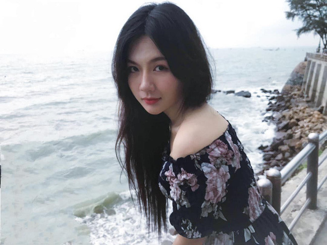 Còn về phần hình mẫu lý tưởng của mình, Ngọc thích một chàng trai ấm áp, dịu dàng, trầm tính và ít nói.