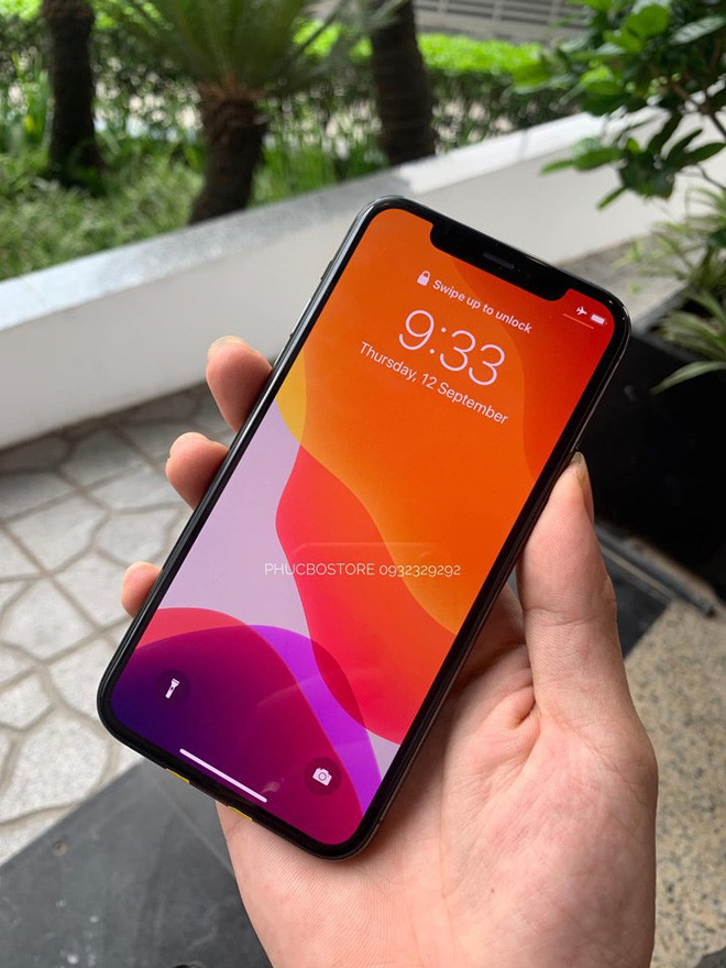 Tuy nhiên, hiện nguồn gốc những chiếc máy iPhone 11 và iPhone 11 pro tại Việt Nam vẫn chưa rõ từ đâu.