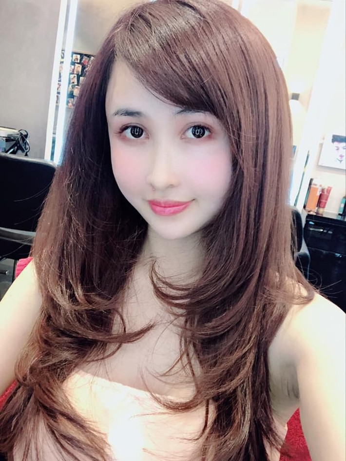 Cách đây 3 năm, cả hai từng khiến cả MXH chao đảo trước vụ lùm xùm Minh Nhựa ngoại tình khiến Mina tức giận bỏ đi. Vì muốn níu kéo, Minh Nhựa thậm chí còn tự tử nhưng may mắn được cứu sống.