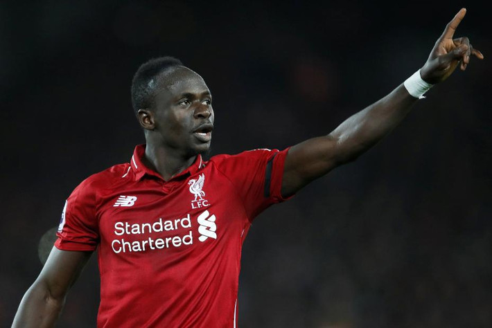 Nguồn tin từ Don Balon xác nhận, Liverpool sẵn sàng để Sadio Mane ra đi nếu như Real Madrid chịu chồng đủ 180 triệu euro đặt lên bàn bàm phán. Còn nhớ hồi năm 2016, Mane cập bến sân Anfield từ Southampton chỉ với 34 triệu bảng, giờ đây, giá trị của anh đã đại nhảy vọt.