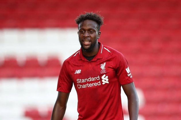 Ban lãnh đạo Real Betis đang xem xét việc chiêu mộ ngôi sao thuộc biên chế Liverpool, Divock Origi. Theo nguồn tin từ tờ Andalucian Estadio Deportivo, HLV Rubi chuẩn bị liên lạc với nhà vô địch Champions League để hỏi mua tiền đạo người Bỉ.