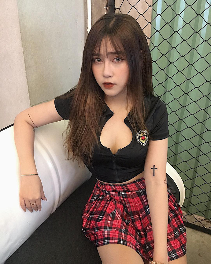 Những bức ảnh có phần táo bạo mà Hải Ngân đăng lên mạng xã hội luôn nhận được rất nhiều lượt like và những bình luận tích cực.