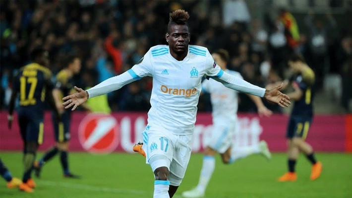 Sau tất cả, bến đỗ tiếp theo của Balotelli đã dần được xác định, đó là Fiorentina. La Viola đang cần tìm kiếm 1 cái tên để thay thế cho Giovanni Simeone, người đang chuẩn bị rời Artemio Franchi.
