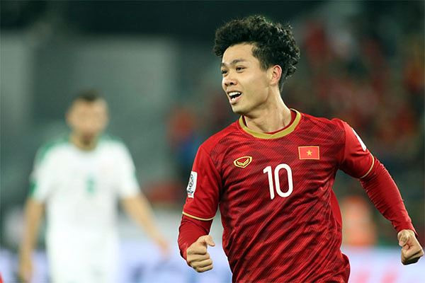 Công Phượng là cầu thủ đang có duyên ghi bàn và hy vọng trong trận tứ kết Asian 2019 với Nhật Bản, cầu thủ người Nghệ An lại tiếp thúc phát huy.