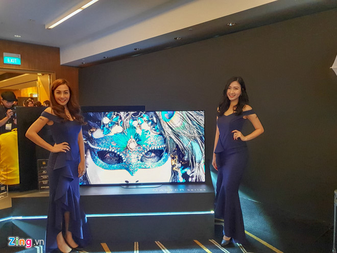 Nhiều tính năng của Sony A9G cũng sẽ được trang bị trên TV cao cấp sử dụng tấm nền LCD là X9500G. 2 chiếc TV này cùng sử dụng chip Sony X1 Ultimate.