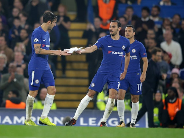 Nguồn tin từ Mirror cho hay, Fabregas và Zappacosta sẽ chia tay sân Stamford Bridge trong kỳ chuyển nhượng mùa Đông này.
